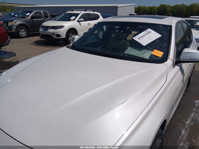 2017 Bmw 330i Xdrive მანქანა იყიდება აუქციონზე, vin: WBA8D9G50HNU61174, აუქციონის ნომერი: 45043058