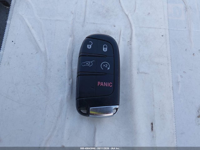 45043068 :رقم المزاد ، 1C4RJFDJ2FC619054 vin ، 2015 Jeep Grand Cherokee Srt مزاد بيع