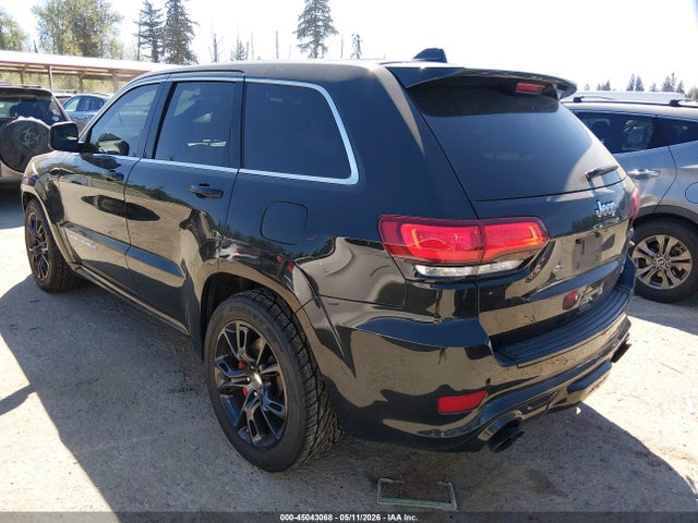 45043068 :رقم المزاد ، 1C4RJFDJ2FC619054 vin ، 2015 Jeep Grand Cherokee Srt مزاد بيع