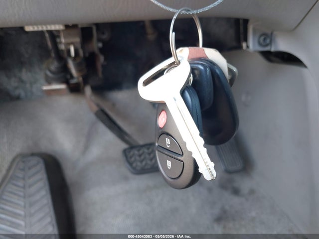 45043083 :رقم المزاد ، 5TDZK23CX8S218281 vin ، 2008 Toyota Sienna Ce/le مزاد بيع