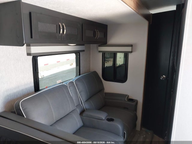 Coachmen Freedom Express 2022 5ZT2FEXB9NW025378 Image 8