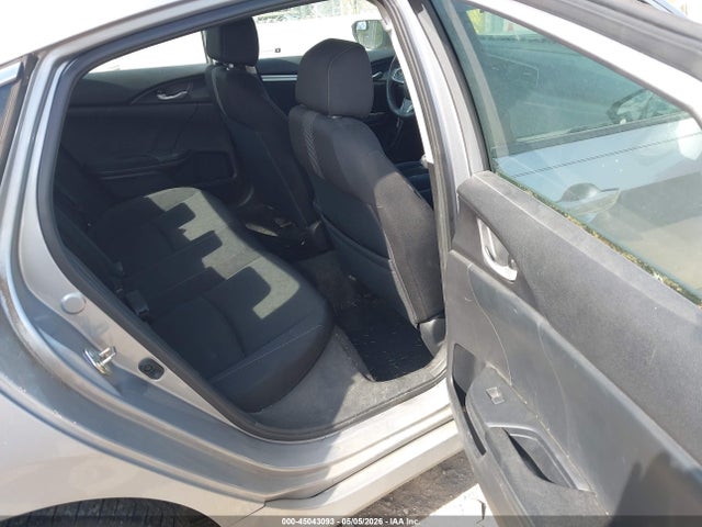 45043093 :رقم المزاد ، 19XFC2F83HE026010 vin ، 2017 Honda Civic Ex مزاد بيع