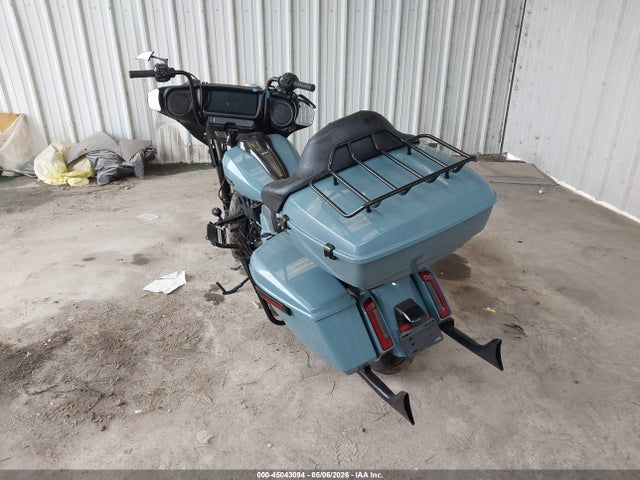 Harley-Davidson FLHX 2024 1HD1KB712RB617392 Image 3