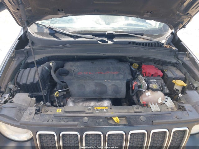 45043097 :رقم المزاد ، ZACNJBBB7KPK68826 vin ، 2019 Jeep Renegade Latitude 4x4 مزاد بيع
