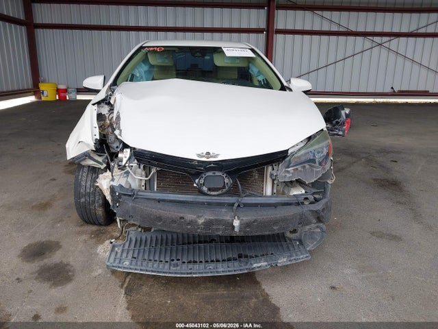 45043102 :رقم المزاد ، 5YFBURHE2HP728535 vin ، 2017 Toyota Corolla Le مزاد بيع
