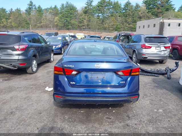 1N4BL4BW8LN323427 Nissan Altima S Intelligent Awd