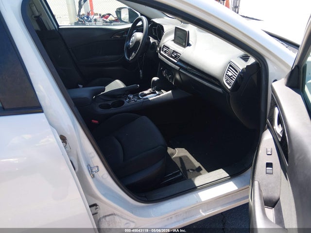 Продаж на аукціоні авто 2016 Mazda Mazda3 I Sport, vin: 3MZBM1T73GM311535, номер лоту: 45043119