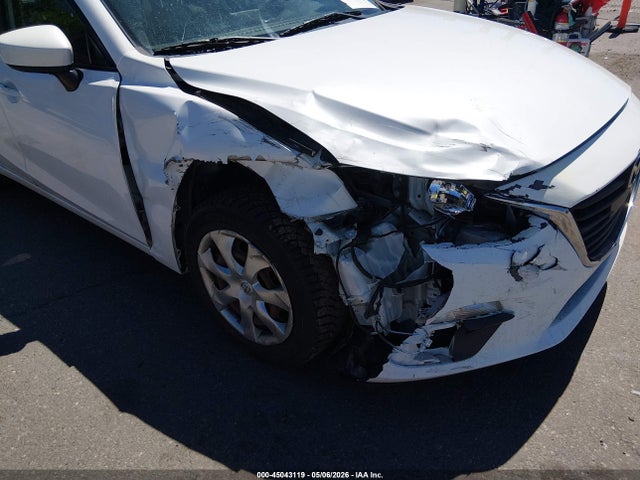 Продаж на аукціоні авто 2016 Mazda Mazda3 I Sport, vin: 3MZBM1T73GM311535, номер лоту: 45043119