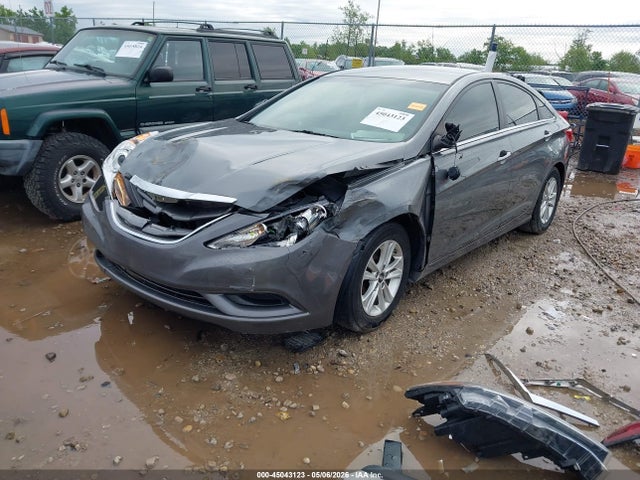 Продажа на аукционе авто 2013 Hyundai Sonata Gls, vin: 5NPEB4AC3DH771786, номер лота: 45043123