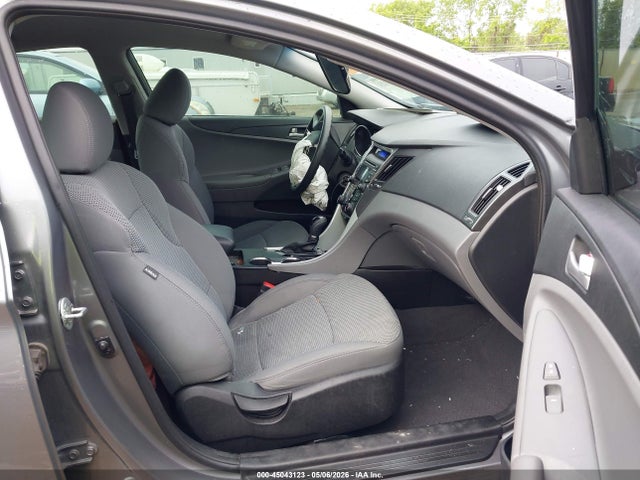 Продажа на аукционе авто 2013 Hyundai Sonata Gls, vin: 5NPEB4AC3DH771786, номер лота: 45043123