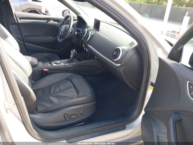 45043149 :رقم المزاد ، WAUCJGFF7F1073283 vin ، 2015 Audi A3 2.0 Tdi Premium مزاد بيع