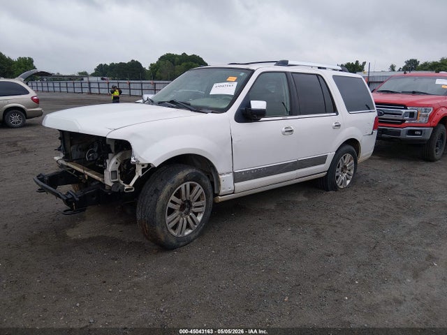 45043163 :رقم المزاد ، 5LMJJ2J56EEL08381 vin ، 2014 Lincoln Navigator مزاد بيع