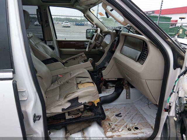 45043163 :رقم المزاد ، 5LMJJ2J56EEL08381 vin ، 2014 Lincoln Navigator مزاد بيع