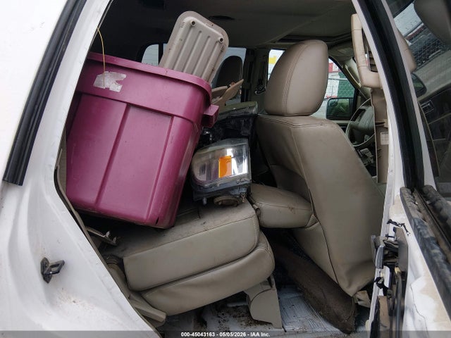 45043163 :رقم المزاد ، 5LMJJ2J56EEL08381 vin ، 2014 Lincoln Navigator مزاد بيع