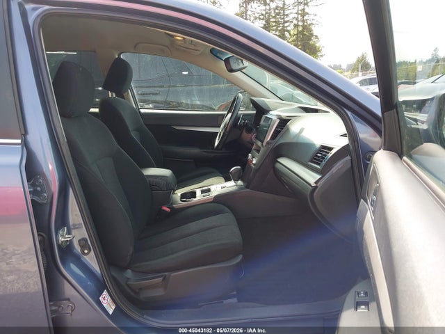 Продаж на аукціоні авто 2014 Subaru Outback 2.5i Premium, vin: 4S4BRBCC2E3319689, номер лоту: 45043182