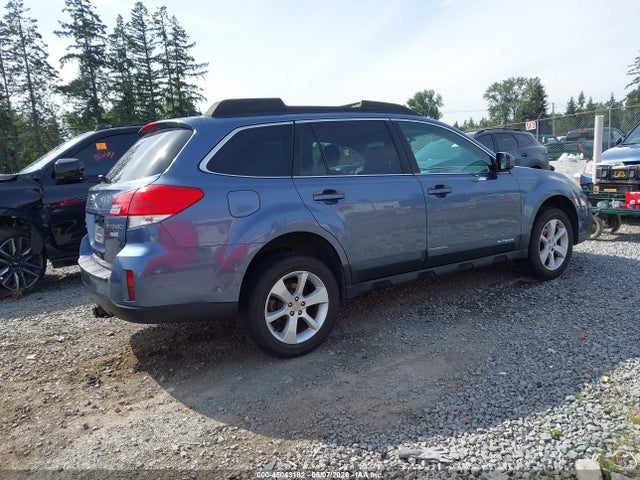 Продаж на аукціоні авто 2014 Subaru Outback 2.5i Premium, vin: 4S4BRBCC2E3319689, номер лоту: 45043182