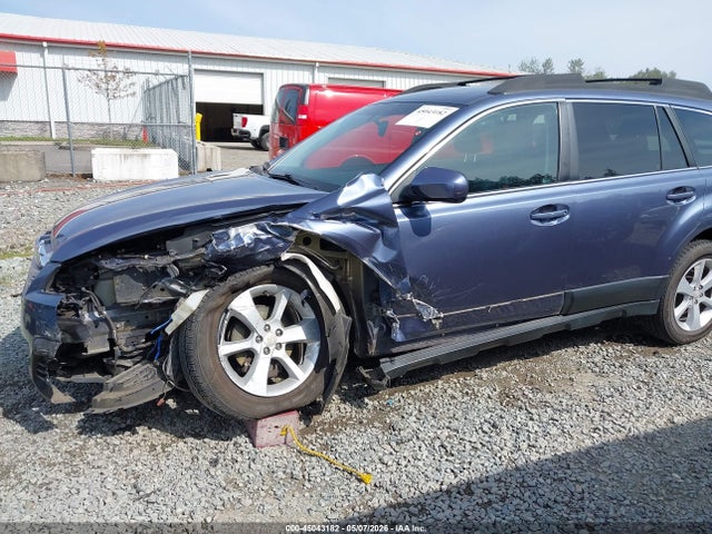 Продаж на аукціоні авто 2014 Subaru Outback 2.5i Premium, vin: 4S4BRBCC2E3319689, номер лоту: 45043182