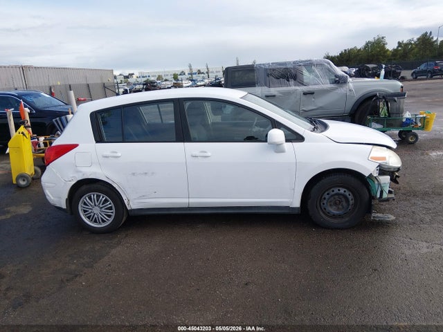 2012 Nissan Versa 1.8 S მანქანა იყიდება აუქციონზე, vin: 3N1BC1CP7CK239141, აუქციონის ნომერი: 45043203