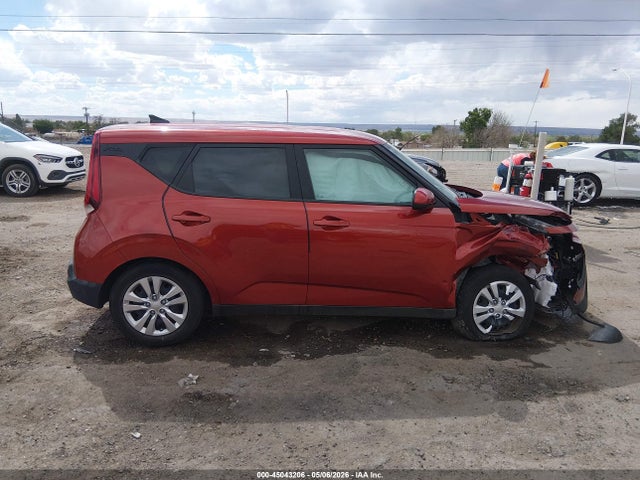 2021 Kia Soul Lx მანქანა იყიდება აუქციონზე, vin: KNDJ23AU7M7759551, აუქციონის ნომერი: 45043206