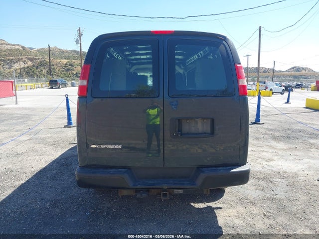 1GCZGHFG6H1266022 Chevrolet Express 3500 Work Van