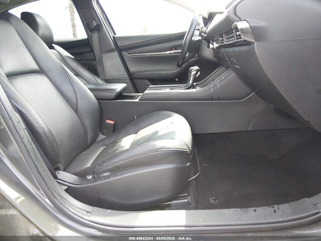 JM1BPADL4L1170102 Mazda Mazda3 Preferred Package