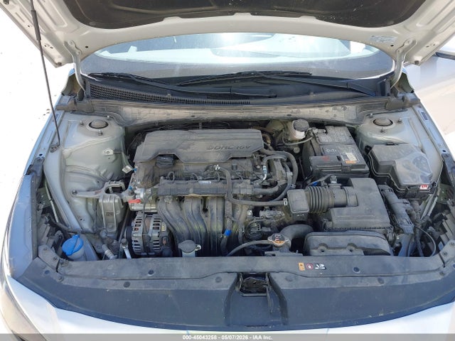 5NPLL4AGXMH049352 Hyundai ELANTRA SE
