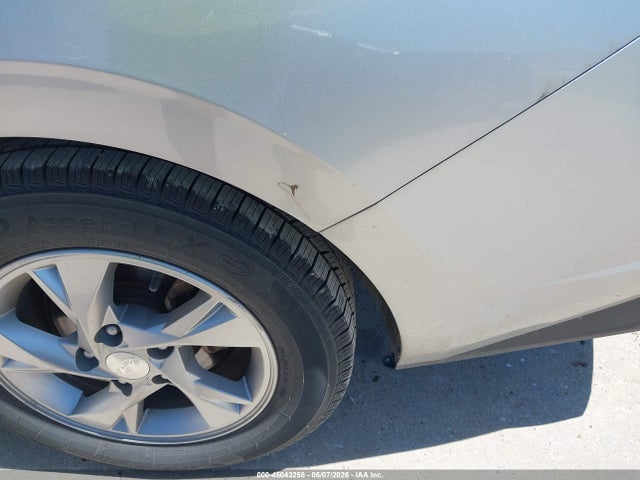 5NPLL4AGXMH049352 Hyundai ELANTRA SE