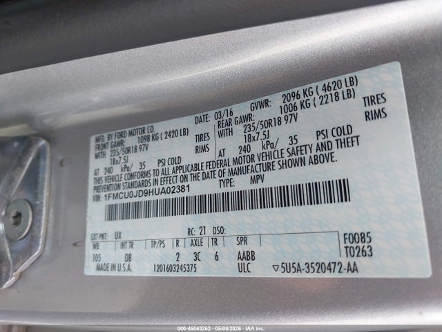 45043262 :رقم المزاد ، 1FMCU0JD9HUA02381 vin ، 2017 Ford Escape Titanium مزاد بيع