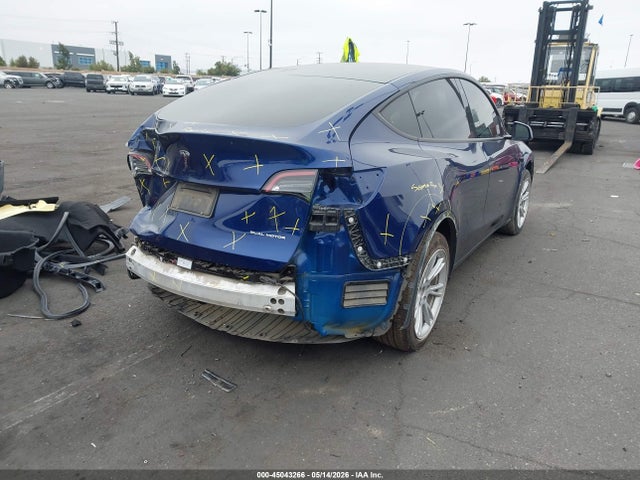 Продажа на аукционе авто 2023 Tesla Model Y Awd/long Range Dual Motor All-wheel Drive, vin: 7SAYGDEE6PA041108, номер лота: 45043266