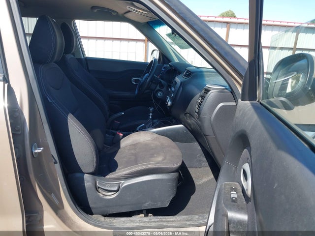KNDJN2A28F7142727 KIA Soul