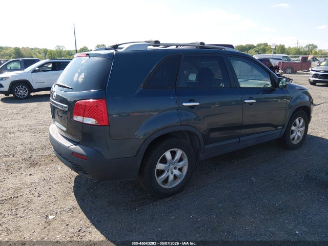 45043282 :رقم المزاد ، 5XYKTDA27BG167329 vin ، 2011 Kia Sorento Lx V6 مزاد بيع