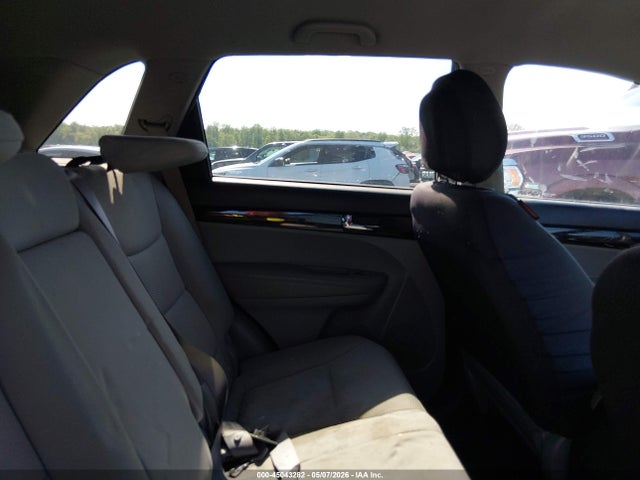 45043282 :رقم المزاد ، 5XYKTDA27BG167329 vin ، 2011 Kia Sorento Lx V6 مزاد بيع