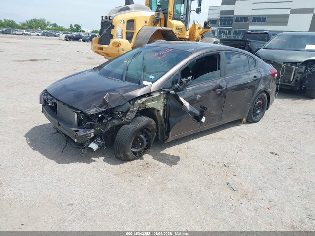 2017 Kia Forte Lx მანქანა იყიდება აუქციონზე, vin: 3KPFK4A72HE025962, აუქციონის ნომერი: 45043288