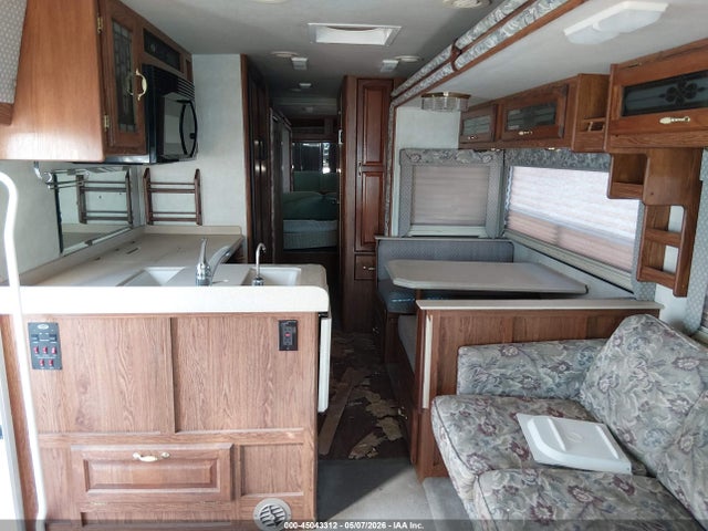 Продаж на аукціоні авто 2002 Workhorse Custom Chassis Motorhome Chassis W22, vin: 5B4MP67G723350252, номер лоту: 45043312