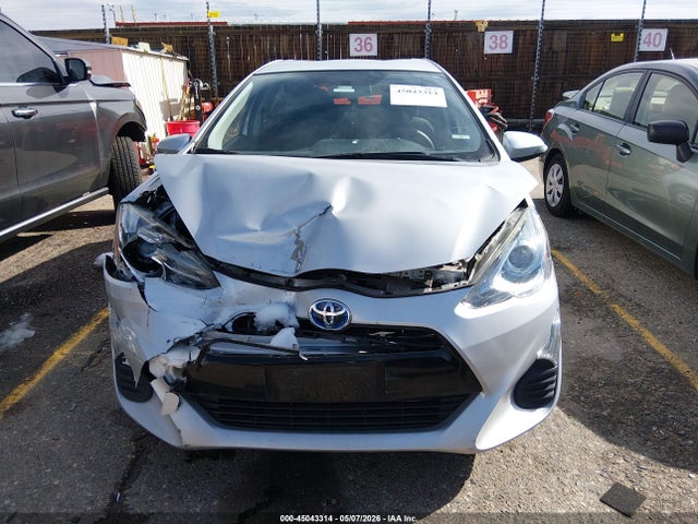 Toyota Prius C Two 2016 JTDKDTB37G1119075 Image 12