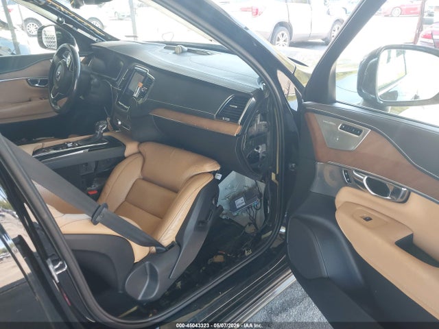 45043323 :رقم المزاد ، YV4A22PNXG1004196 vin ، 2016 Volvo Xc90 T6 First Edition مزاد بيع