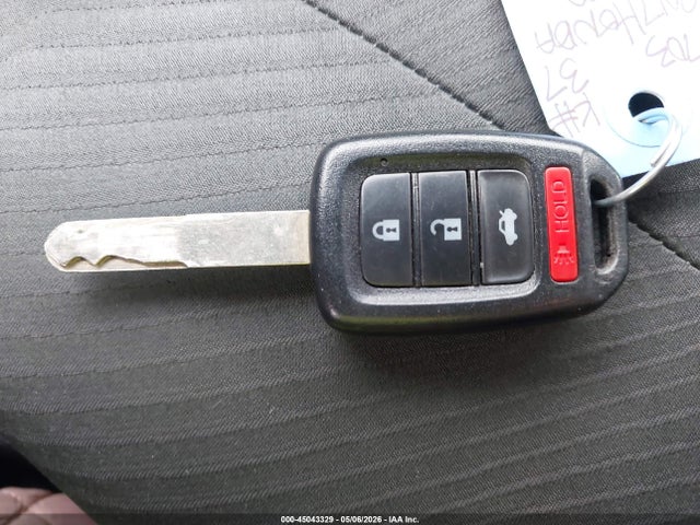 45043329 :رقم المزاد ، 1HGCR2F32HA113326 vin ، 2017 Honda Accord Lx مزاد بيع