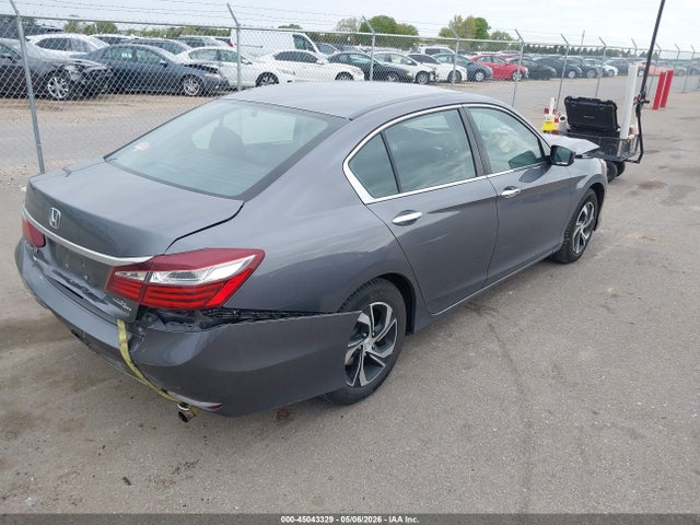 45043329 :رقم المزاد ، 1HGCR2F32HA113326 vin ، 2017 Honda Accord Lx مزاد بيع