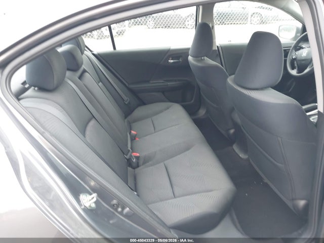 45043329 :رقم المزاد ، 1HGCR2F32HA113326 vin ، 2017 Honda Accord Lx مزاد بيع