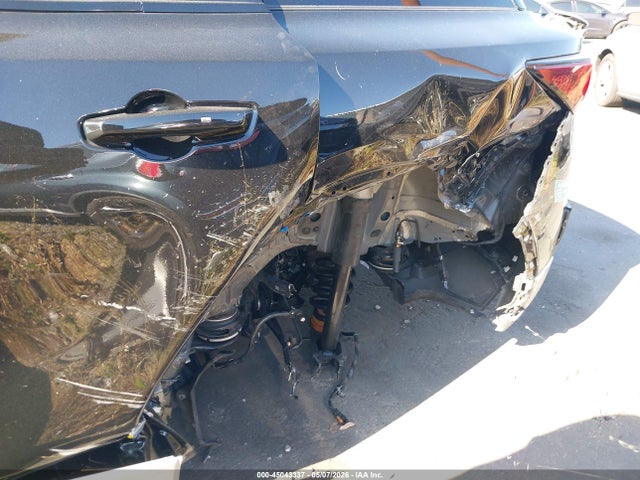 2024 Acura Zdx A-spec მანქანა იყიდება აუქციონზე, vin: 4W5KHMRK4RZ515592, აუქციონის ნომერი: 45043337