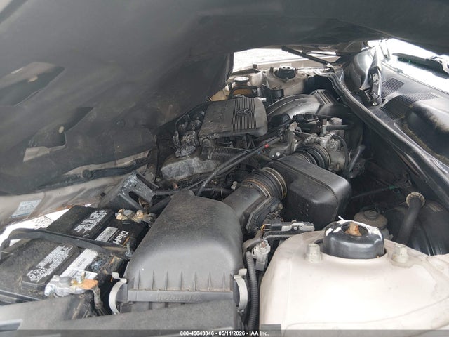 45043346 :رقم المزاد ، 4T1BF22K11U117268 vin ، 2001 Toyota Camry Le V6 مزاد بيع