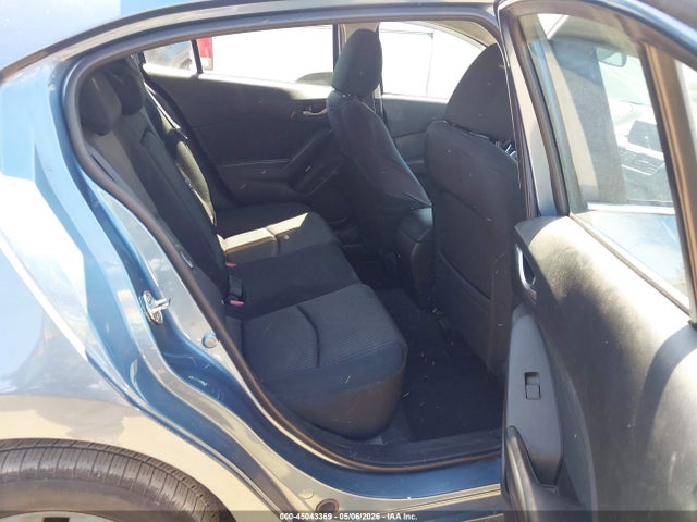 Mazda Mazda3 I Touring 2014 JM1BM1L71E1118085 Image 8