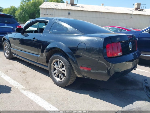 2005 Ford Mustang V6 Deluxe/v6 Premium მანქანა იყიდება აუქციონზე, vin: 1ZVFT80N155168555, აუქციონის ნომერი: 45043376
