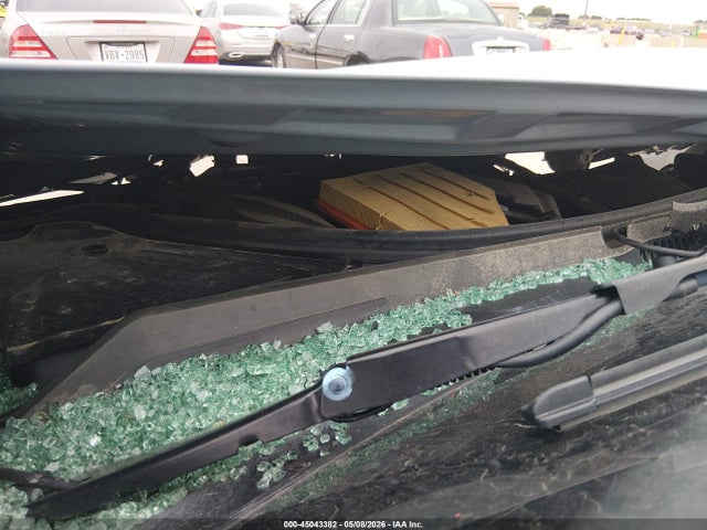 45043382 :رقم المزاد ، 3MW39FF00P8D06383 vin ، 2023 Bmw 330e مزاد بيع