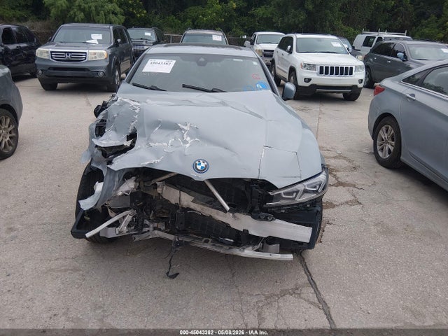 45043382 :رقم المزاد ، 3MW39FF00P8D06383 vin ، 2023 Bmw 330e مزاد بيع