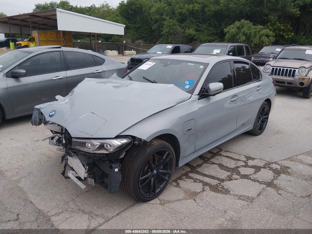 45043382 :رقم المزاد ، 3MW39FF00P8D06383 vin ، 2023 Bmw 330e مزاد بيع