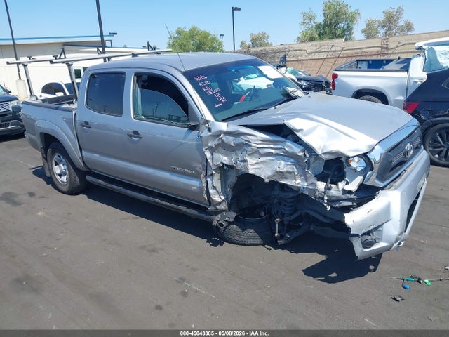 5TFJX4GNXFX045746 Toyota Tacoma Prerunner