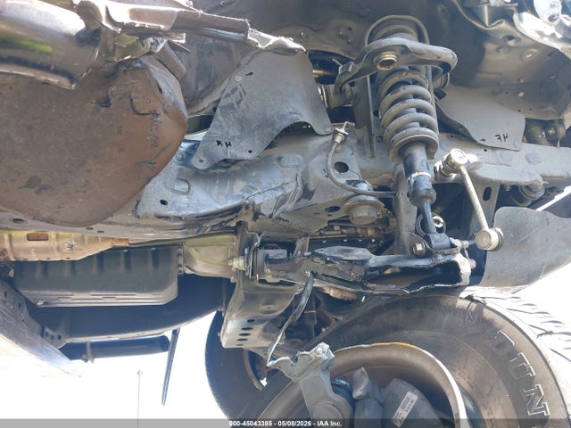 5TFJX4GNXFX045746 Toyota Tacoma Prerunner