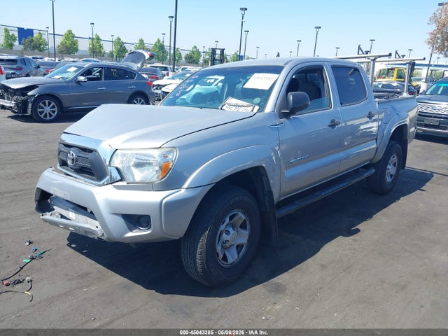 5TFJX4GNXFX045746 Toyota Tacoma Prerunner