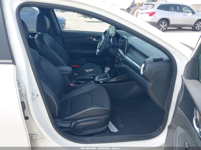 45043395 :رقم المزاد ، 3KPF54AD9PE635353 vin ، 2023 Kia Forte Gt-line مزاد بيع